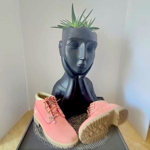 Pink Timberlands, 7w,